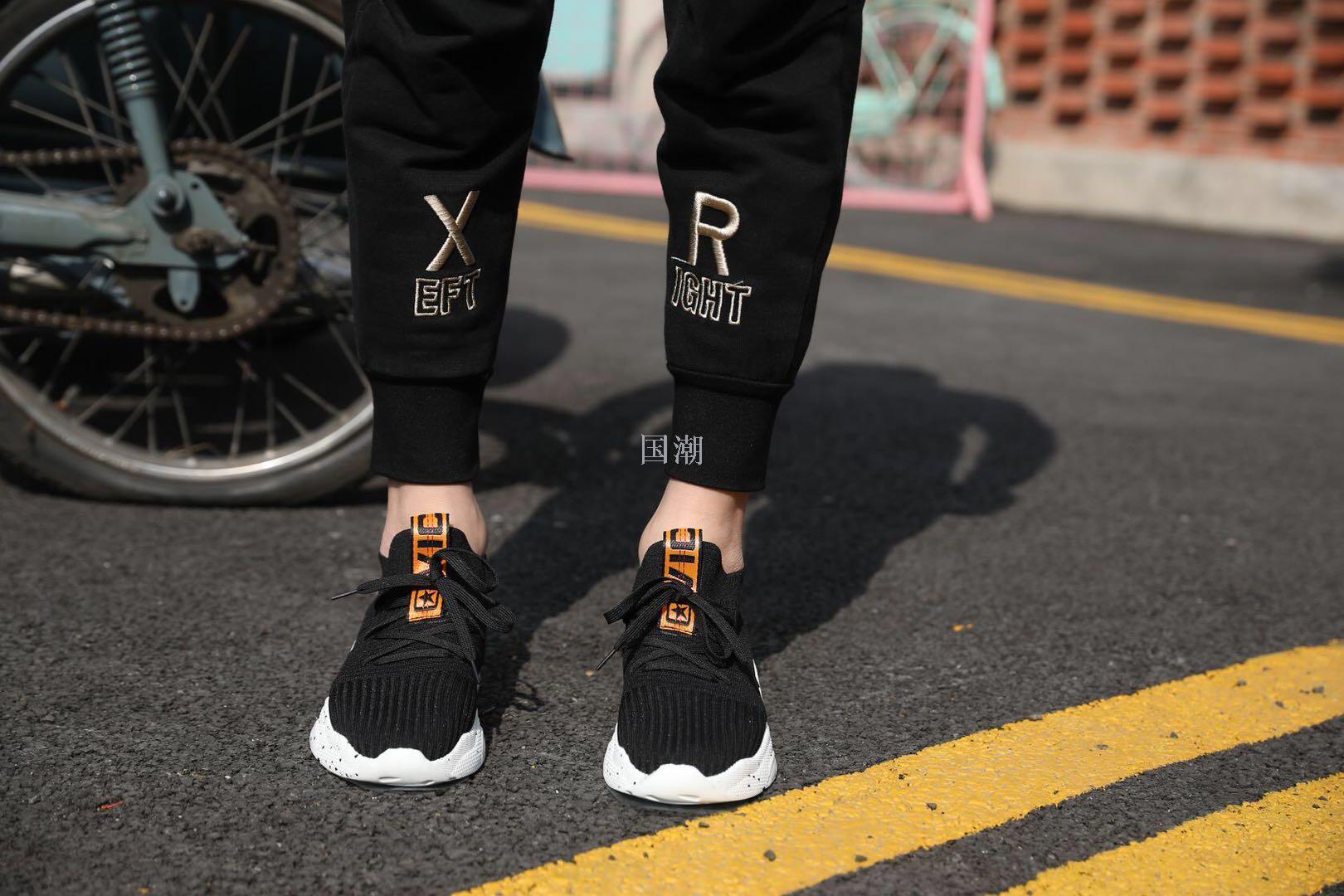 2019 spring edition south Korean casual sports shoes fly weave lace-up breathable soft bottom running shoes for lovers 