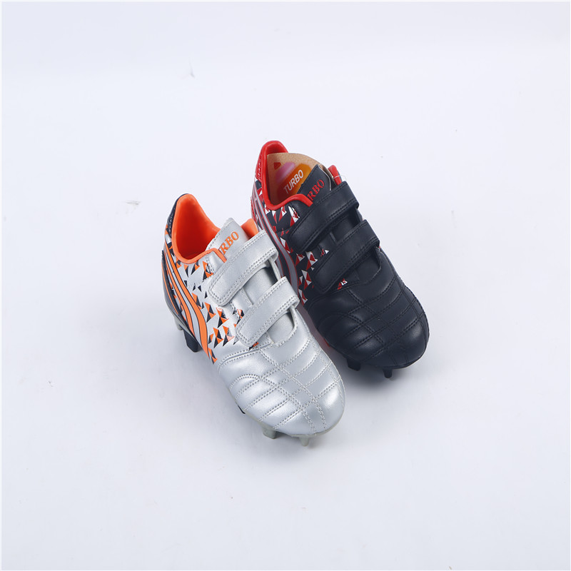 Manufacturers direct football shoes crushed nails for boys and girls young sneaker man grass anti-skid sports shoes source factory