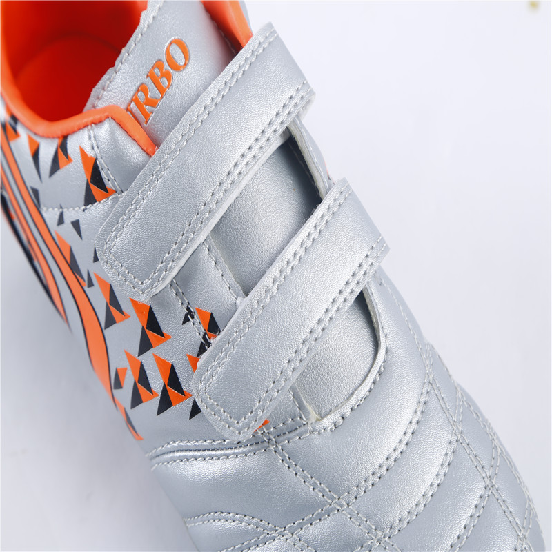 Manufacturers direct football shoes crushed nails for boys and girls young sneaker man grass anti-skid sports shoes source factory
