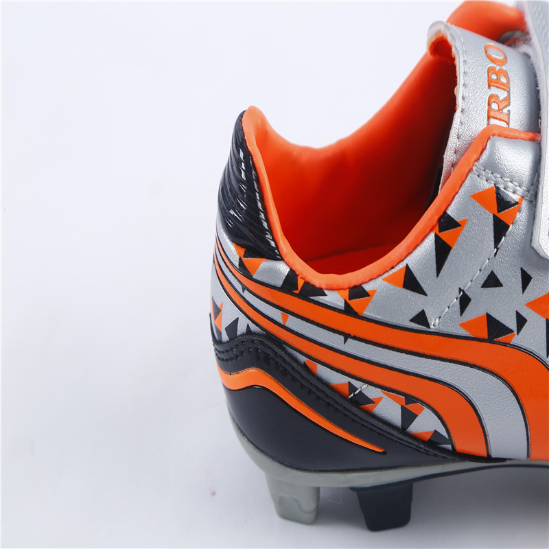 Manufacturers direct football shoes crushed nails for boys and girls young sneaker man grass anti-skid sports shoes source factory