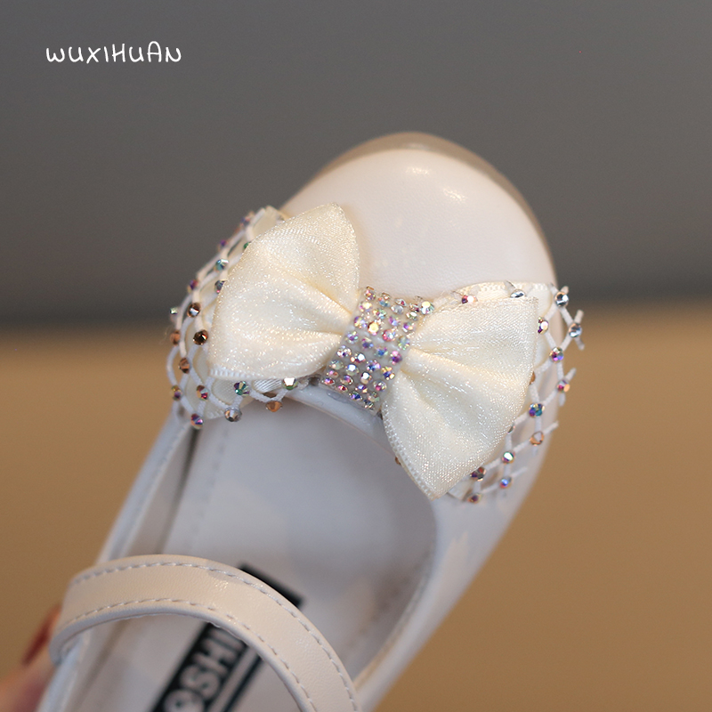 Spring and autumn new style little girl style soft sole leather shoes