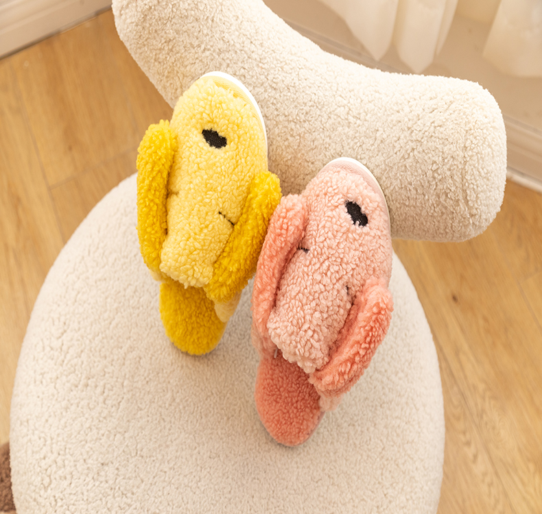 2020 New Style for Autumn and Winter Cute Cartoon Doll Outdoor Puppy Velvet Sandals Children&#039;s Fun Casual Home Slippers