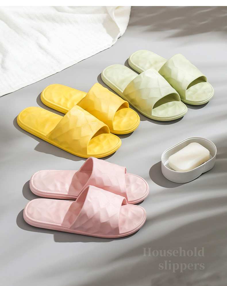 2021 New Style Drooping Home Slippers Women's Outdoor Indoor Bathroom Non-Slip Soft Soled Cotton Slipper Winter Home Men