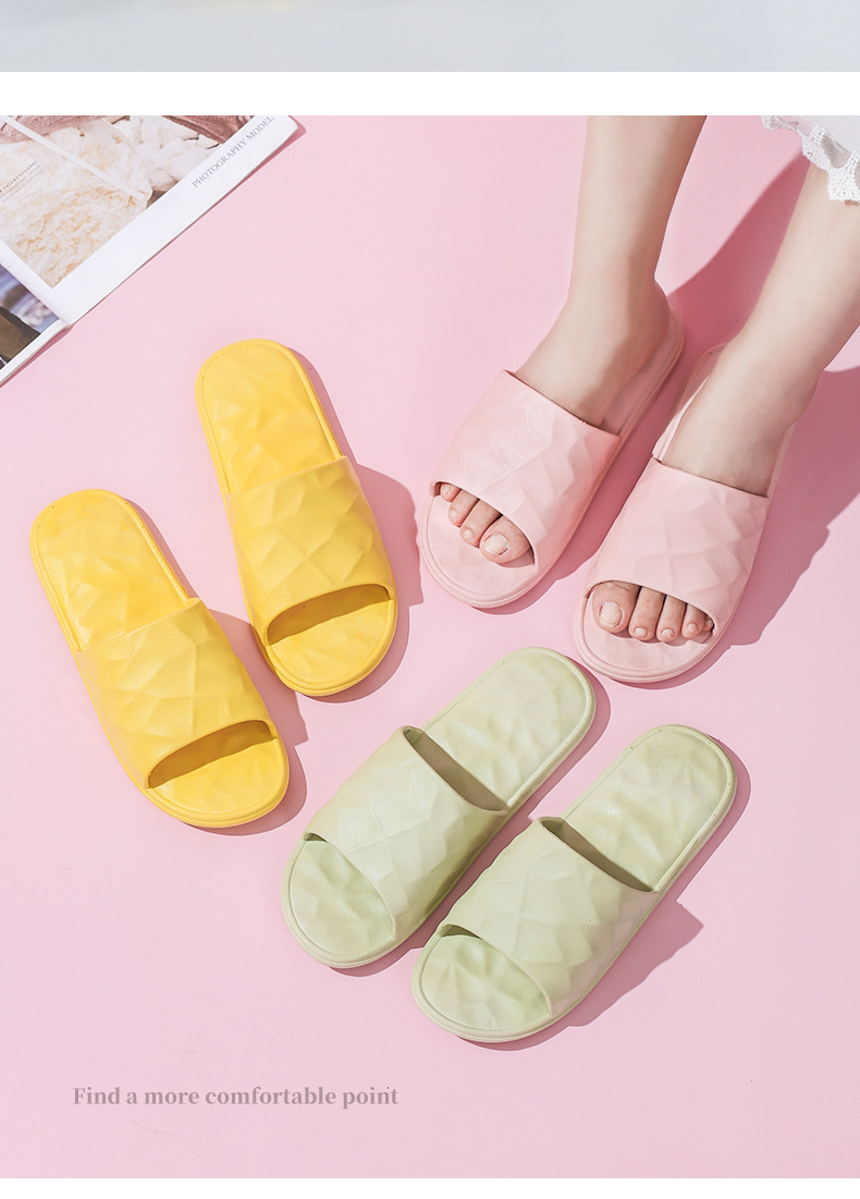 2021 New Style Drooping Home Slippers Women's Outdoor Indoor Bathroom Non-Slip Soft Soled Cotton Slipper Winter Home Men