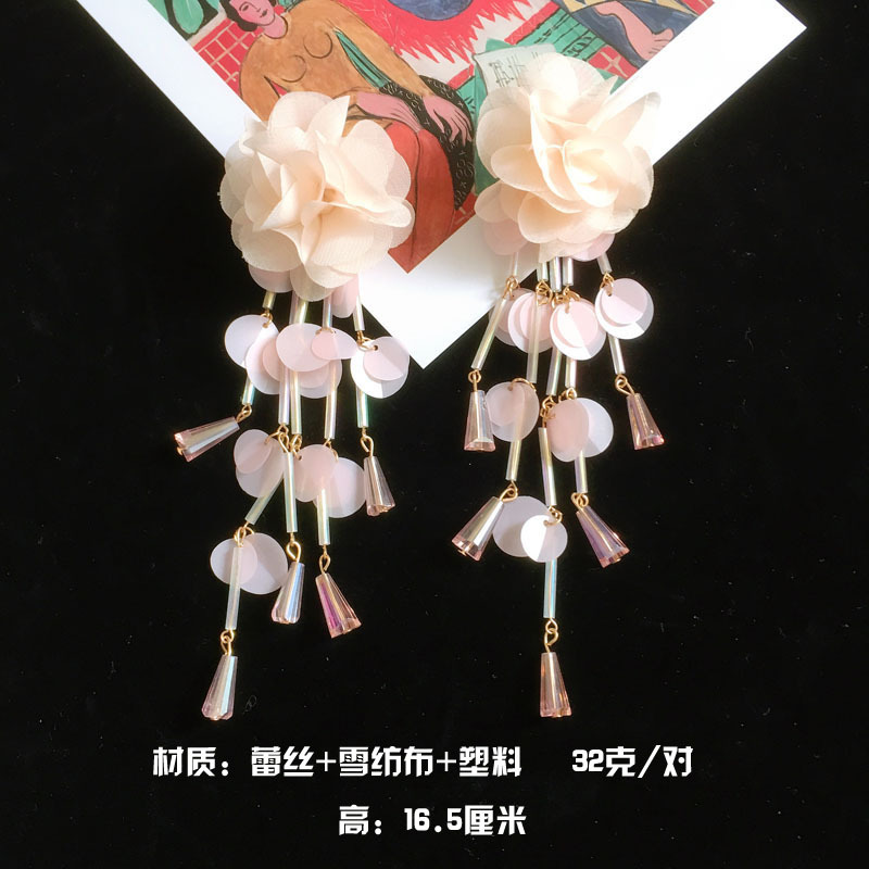 Splendid European and American Earrings Elegant Pink Lace Fake Petal Fringed Earrings Super Fairy Flowers Stud Earrings for Women Personalized Eardrops