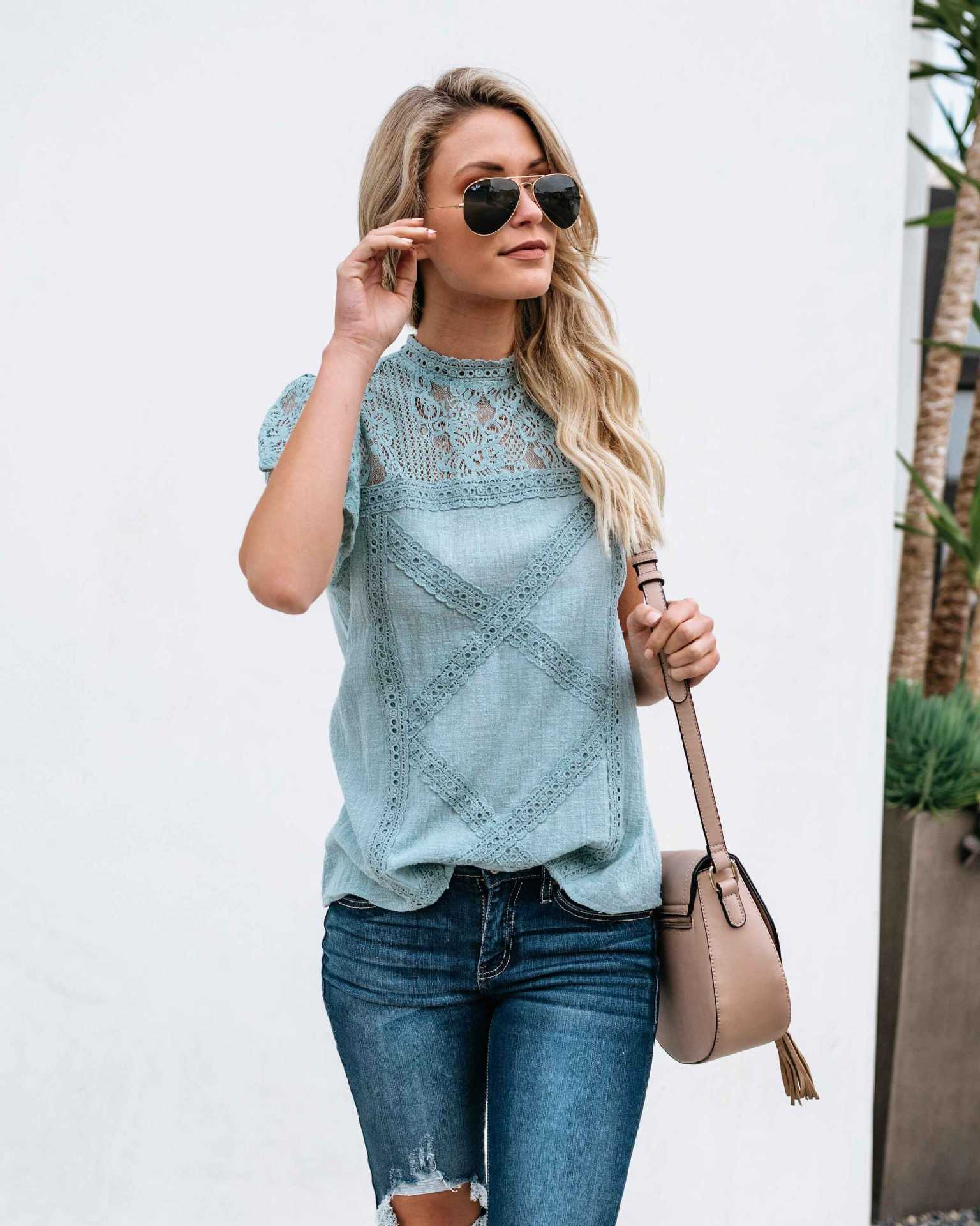 Summer 2020 hot style casual flower hollow-out lace lace short sleeve round neck short sleeve T-shirt