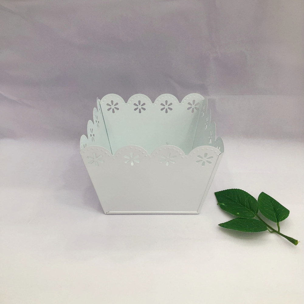 Factory Supply Candy Color Lace Square Iron Bucket Desktop Plant Flower Pot Vase Domestic Ornaments Factory Supply Candy Color Lace Square Iron Bucket Desktop Plant Flower Pot Vase Domestic Ornaments
