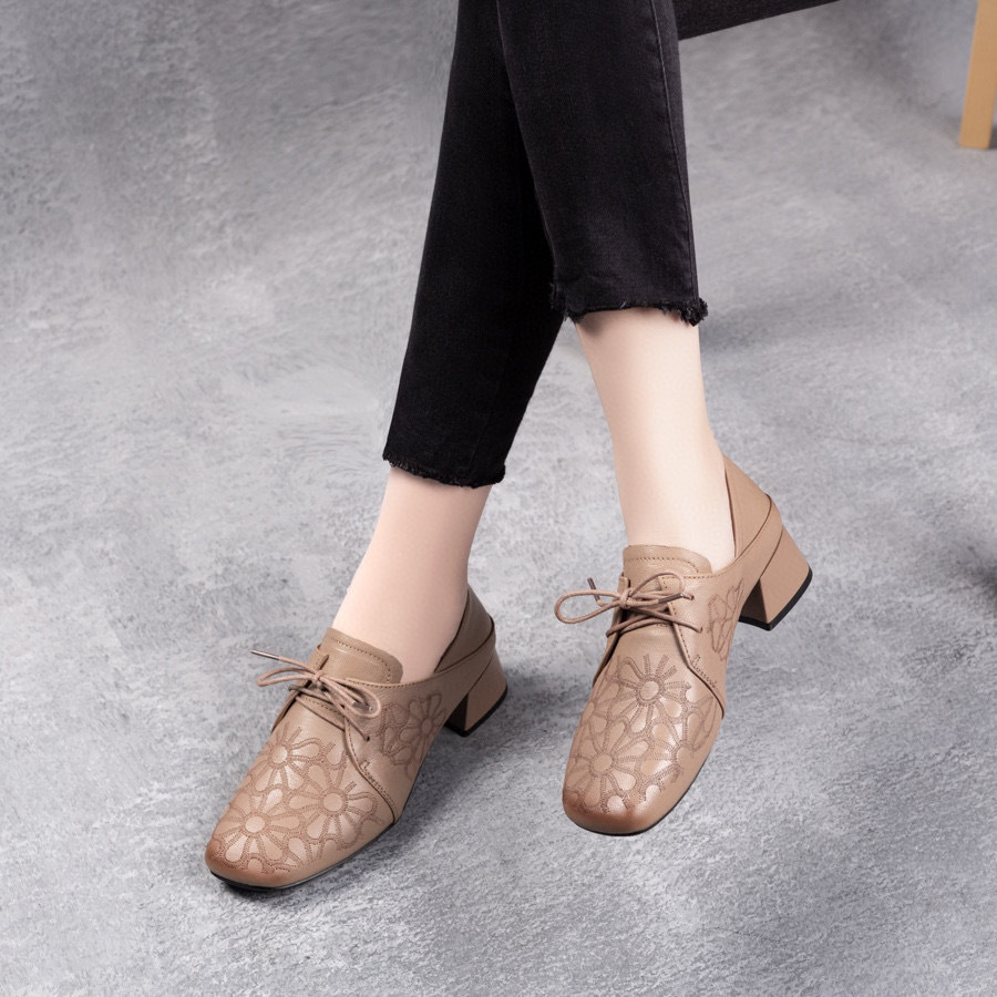 Pumps Women&#039;s 202 Autumn and Winter New SUNFLOWER Embroidered Lace-up Women&#039;s Shoes One Pair of Shoes for Two Uses Mid Heel Loafers Casual Shoes