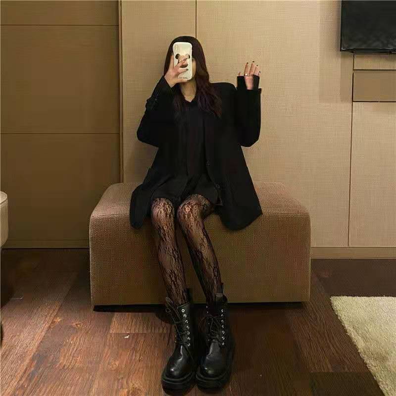 Women's Stockings Autumn and Winter Black Flower Sexy Snagging Resistant Pantyhose Versatile Korean Style Mesh Stockings Lace Leg-Shaping Socks Fashion