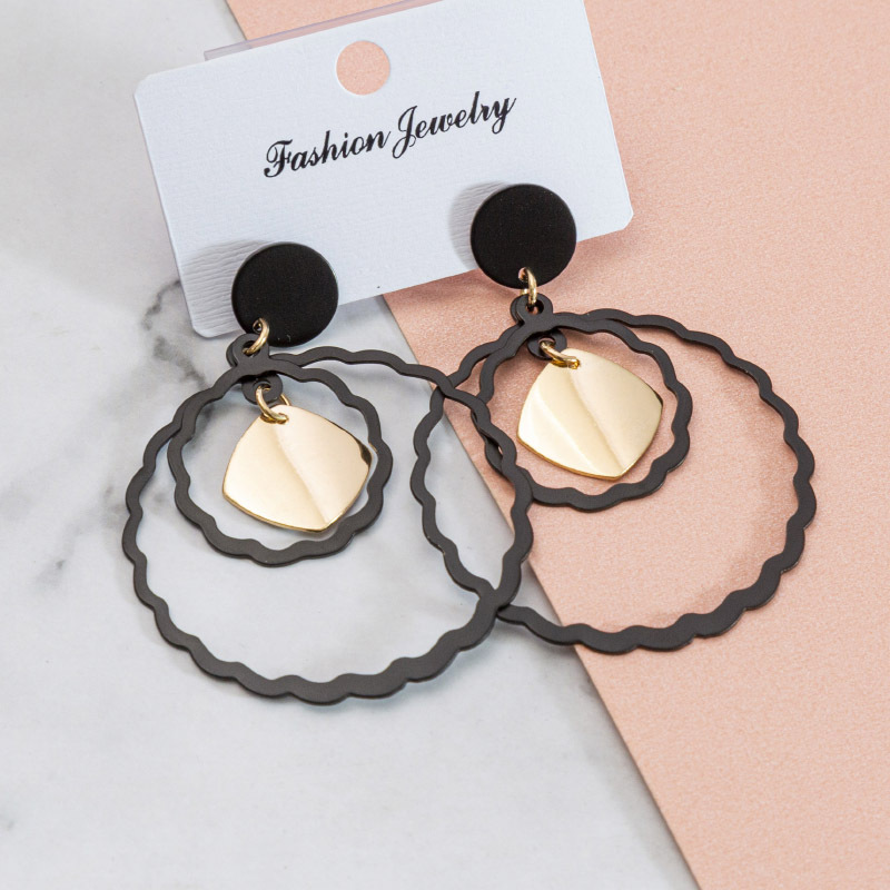 Metal Irregular Geometric Earrings Black Gold Hollow Lace Earrings Vintage Flower Earrings Temperamental Cold Style