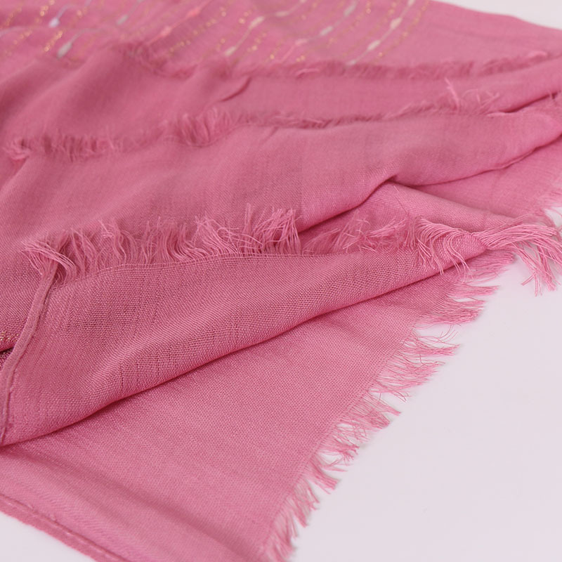 Foreign Trade Popular Style Gold Thread Wool Tassel Scarf Autumn and Winter Pure Cotton Fashion Atmospheric Embroidery Scarf VS090 Foreign Trade Popular Style Gold Thread Wool Tassel Scarf Autumn and Winter Pure Cotton Fashion Atmospheric Embroidery Scarf VS090