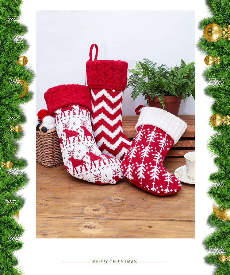 Quying New Christmas Decorations Knitted Christmas Stockings Woolen Yarn Socks Red and White Elk Gift Bag Children Gift Bag