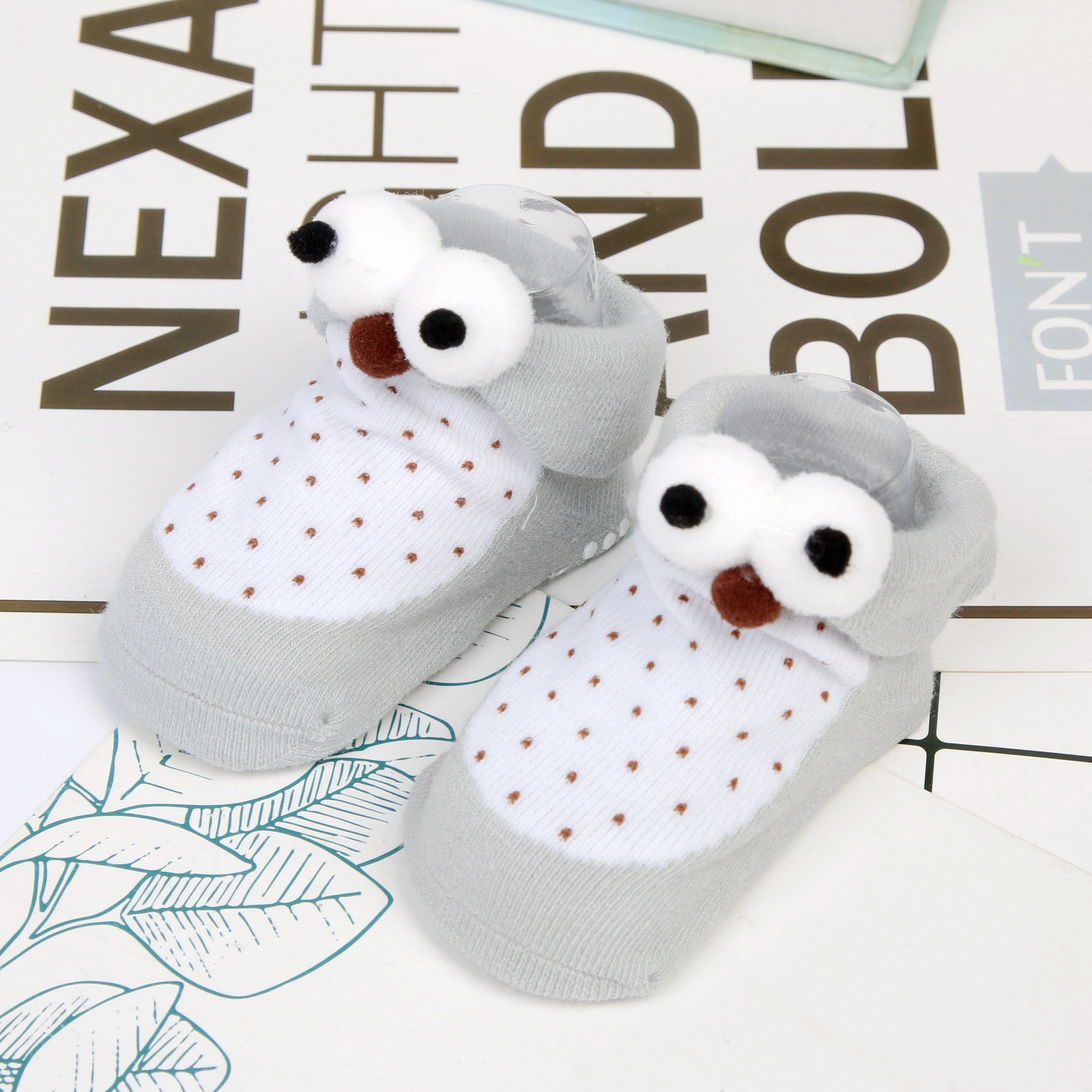 Autumn and winter new rubber anti - slip pure cotton children's socks baby cartoon floor socks wholesale