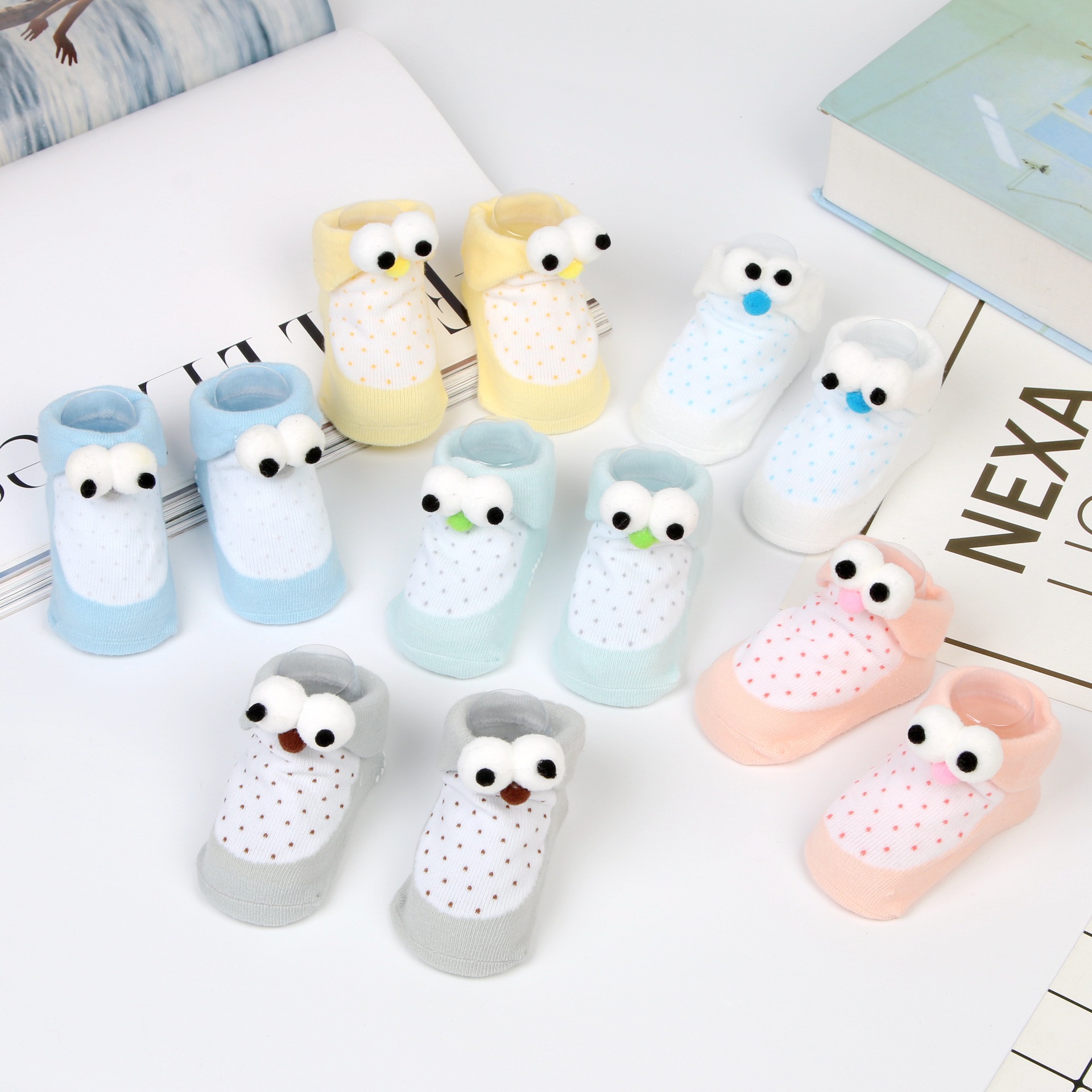 Autumn and winter new rubber anti - slip pure cotton children's socks baby cartoon floor socks wholesale