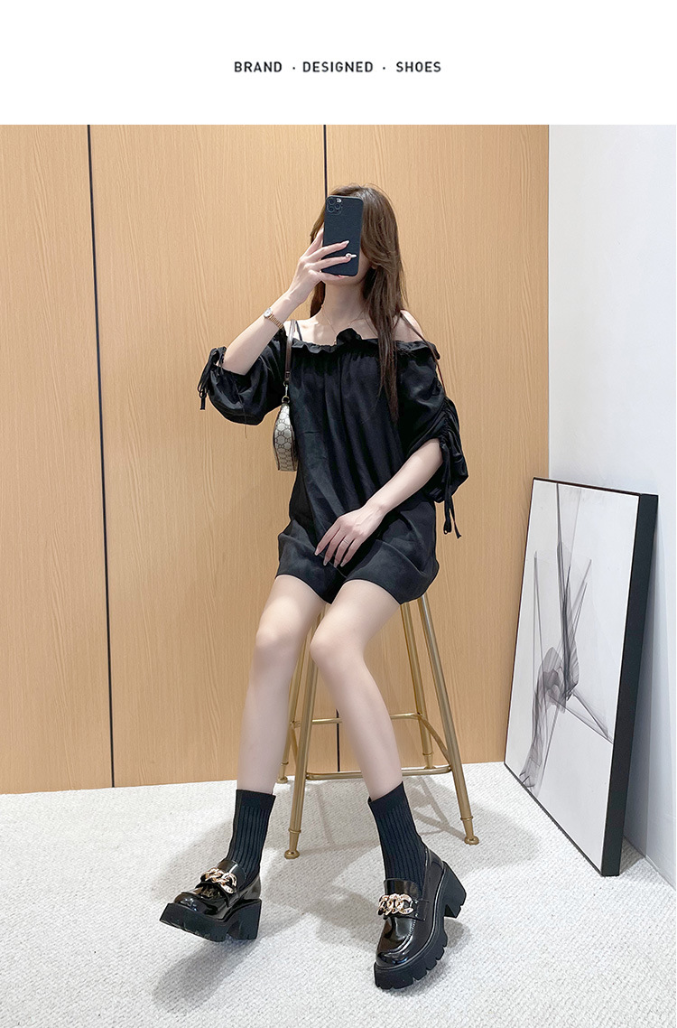 Metal Buckle Socks Boots 2021 Autumn and Winter Thick Heel round Toe Slipon British Style Skinny Boots Small Size Women Metal Buckle Socks Boots 2021 Autumn and Winter Thick Heel round Toe Slipon British Style Skinny Boots Small Size Women