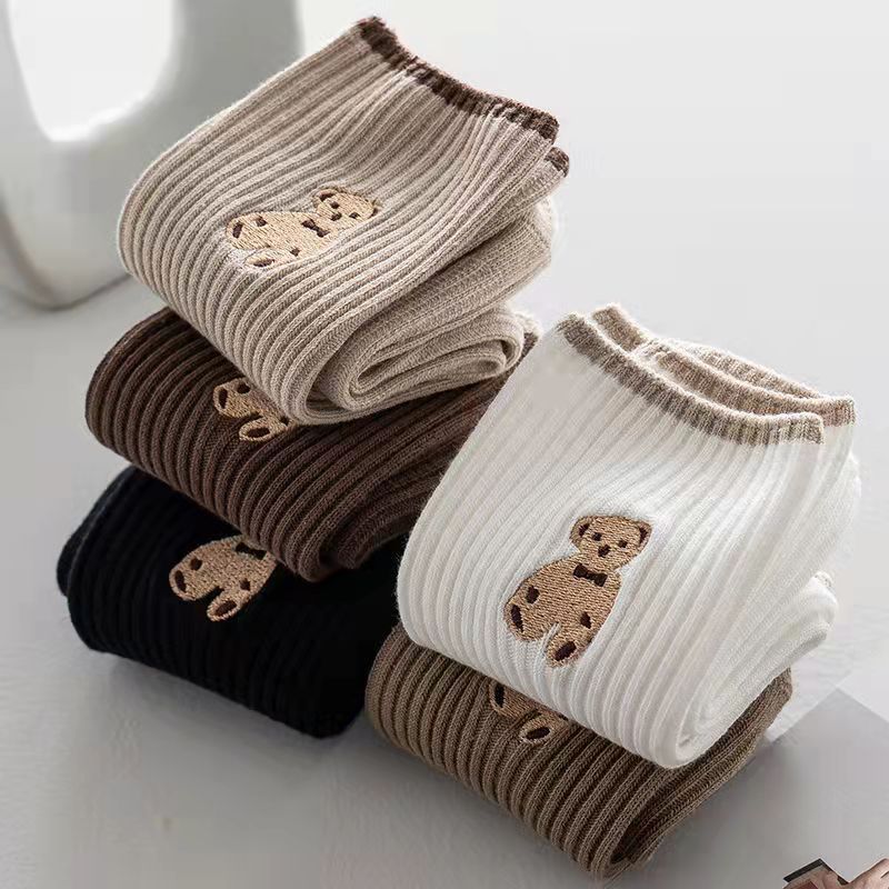 socks Women&#039;s Bunching Socks High-Top Bear Autumn and Winter New Women&#039;s Ins Trendy Cotton Socks Black and White Socks