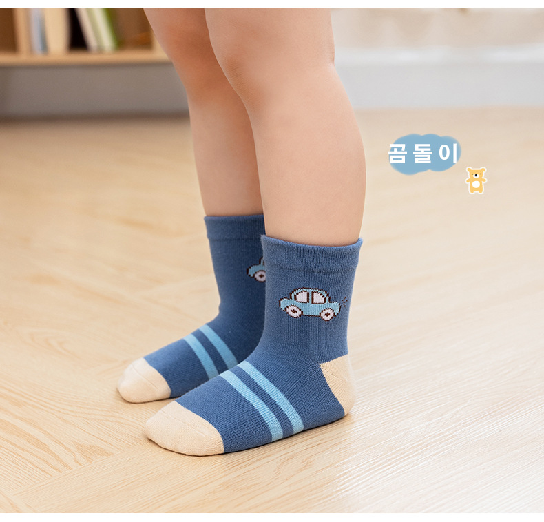 21 Autumn and Winter New Loose Men's and Women's Kid's Socks Infants Baby Toddler Children Teens Socks Five Pairs Cartoon Socks