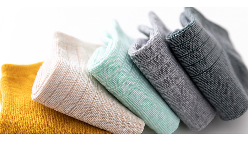 Socks Men's MidCalf Length Sock Street Vendor Stocks Men's Socks and Women's Socks Ankle Socks Four Seasons Wearable