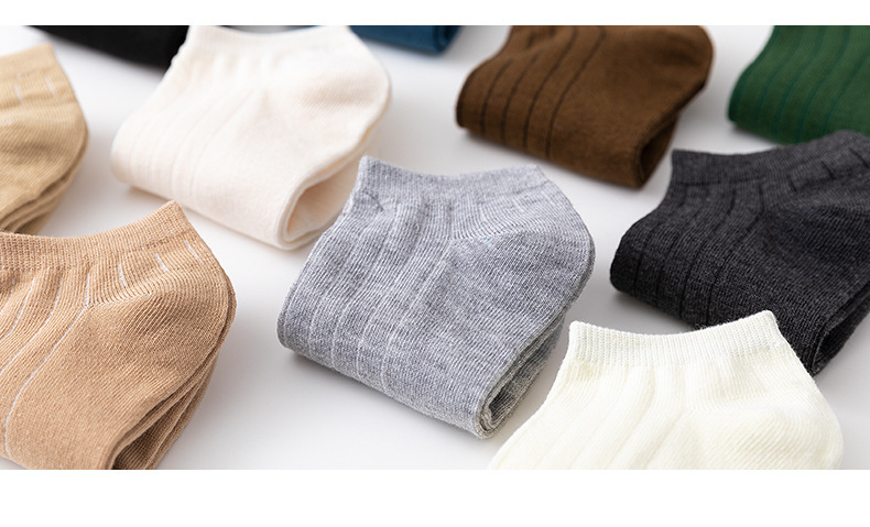 Socks Men's MidCalf Length Sock Street Vendor Stocks Men's Socks and Women's Socks Ankle Socks Four Seasons Wearable