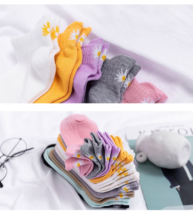 Socks Men's MidCalf Length Sock Street Vendor Stocks Men's Socks and Women's Socks Ankle Socks Four Seasons Wearable