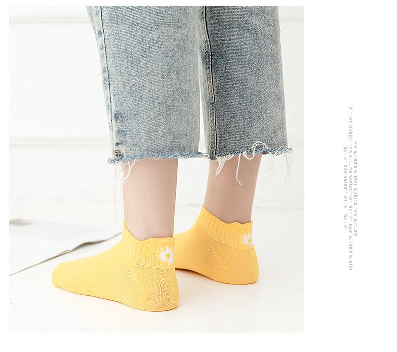 Socks Men's MidCalf Length Sock Street Vendor Stocks Men's Socks and Women's Socks Ankle Socks Four Seasons Wearable