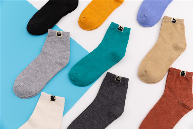 Socks Men's MidCalf Length Sock Street Vendor Stocks Men's Socks and Women's Socks Ankle Socks Four Seasons Wearable