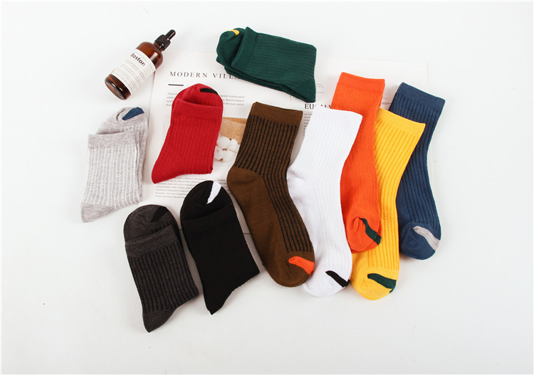 Socks Men's MidCalf Length Sock Street Vendor Stocks Men's Socks and Women's Socks Ankle Socks Four Seasons Wearable