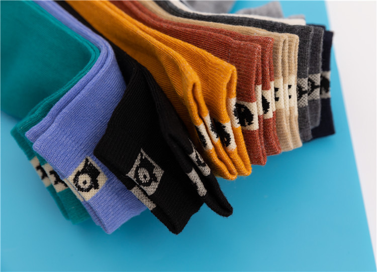 Socks Men's MidCalf Length Sock Street Vendor Stocks Men's Socks and Women's Socks Ankle Socks Four Seasons Wearable