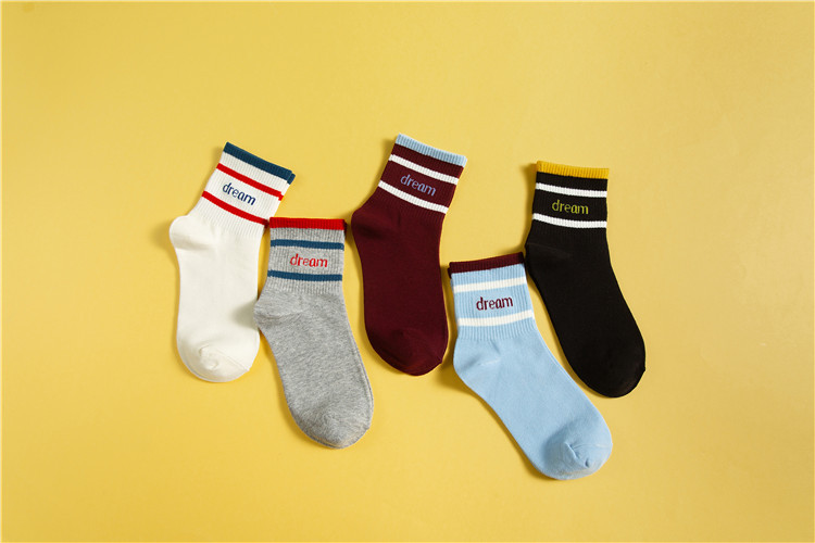 Socks Men's MidCalf Length Sock Street Vendor Stocks Men's Socks and Women's Socks Ankle Socks Four Seasons Wearable