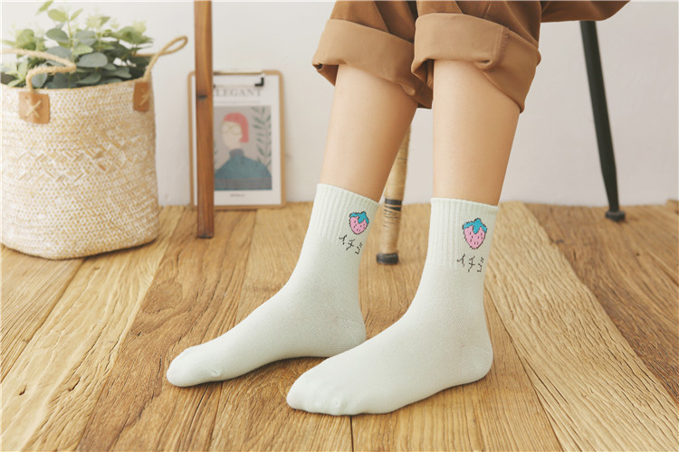 Socks Men's MidCalf Length Sock Street Vendor Stocks Men's Socks and Women's Socks Ankle Socks Four Seasons Wearable