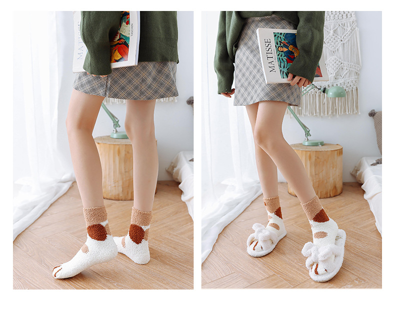 socks Winter Coral Fleece Tube Socks Cute Cat Claw Socks plus Velvet Thick Women Socks Sleeping Socks Maternity Socks
