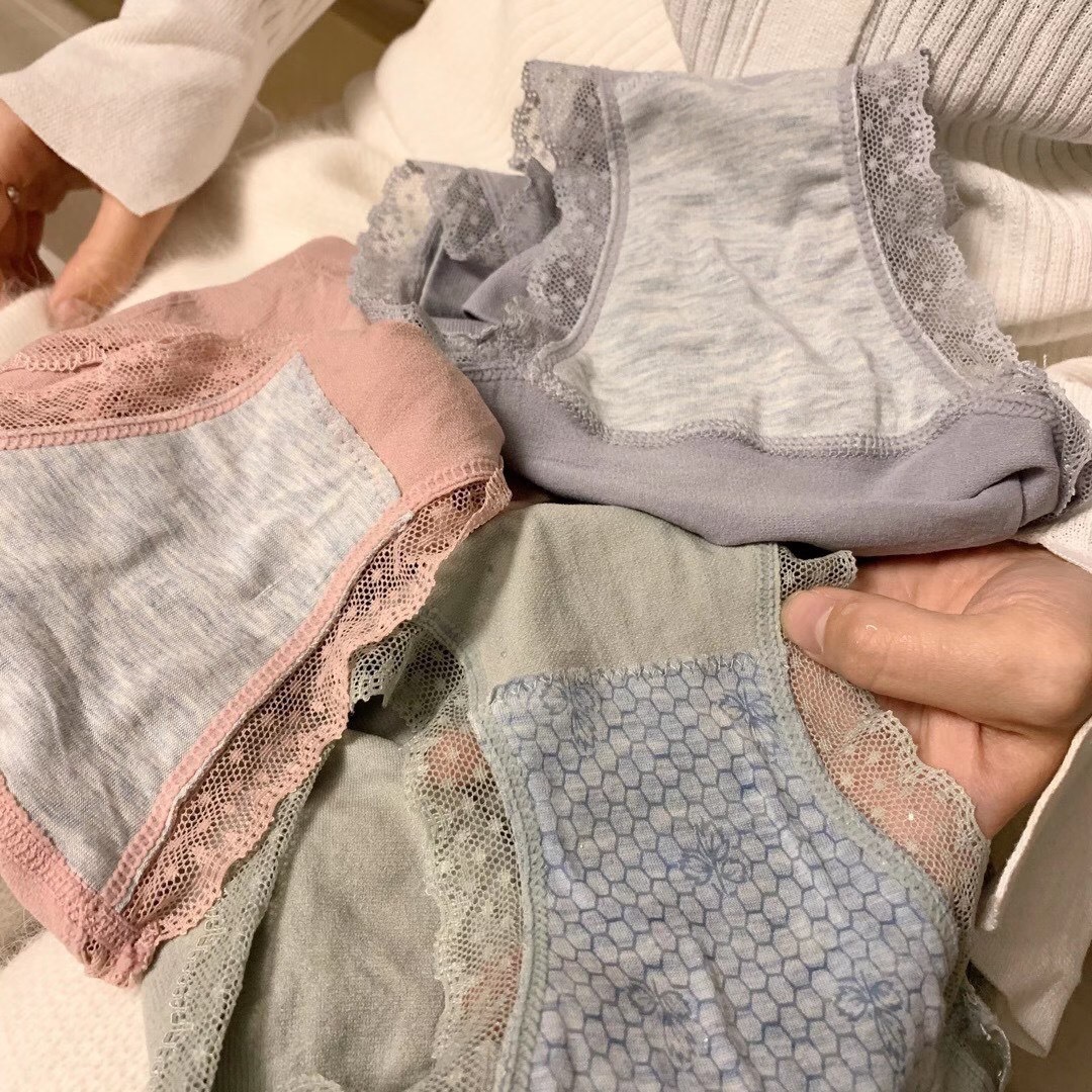 Graphene Warm Pants Underwear Women's Antibacterial Wet and Warm Palace Seamless Mid-Rise New Boxed Hip-Lift and Belly Shaping Briefs Graphene Warm Pants Underwear Women's Antibacterial Wet and Warm Palace Seamless Mid-Rise New Boxed Hip-Lift and Belly Shaping Briefs