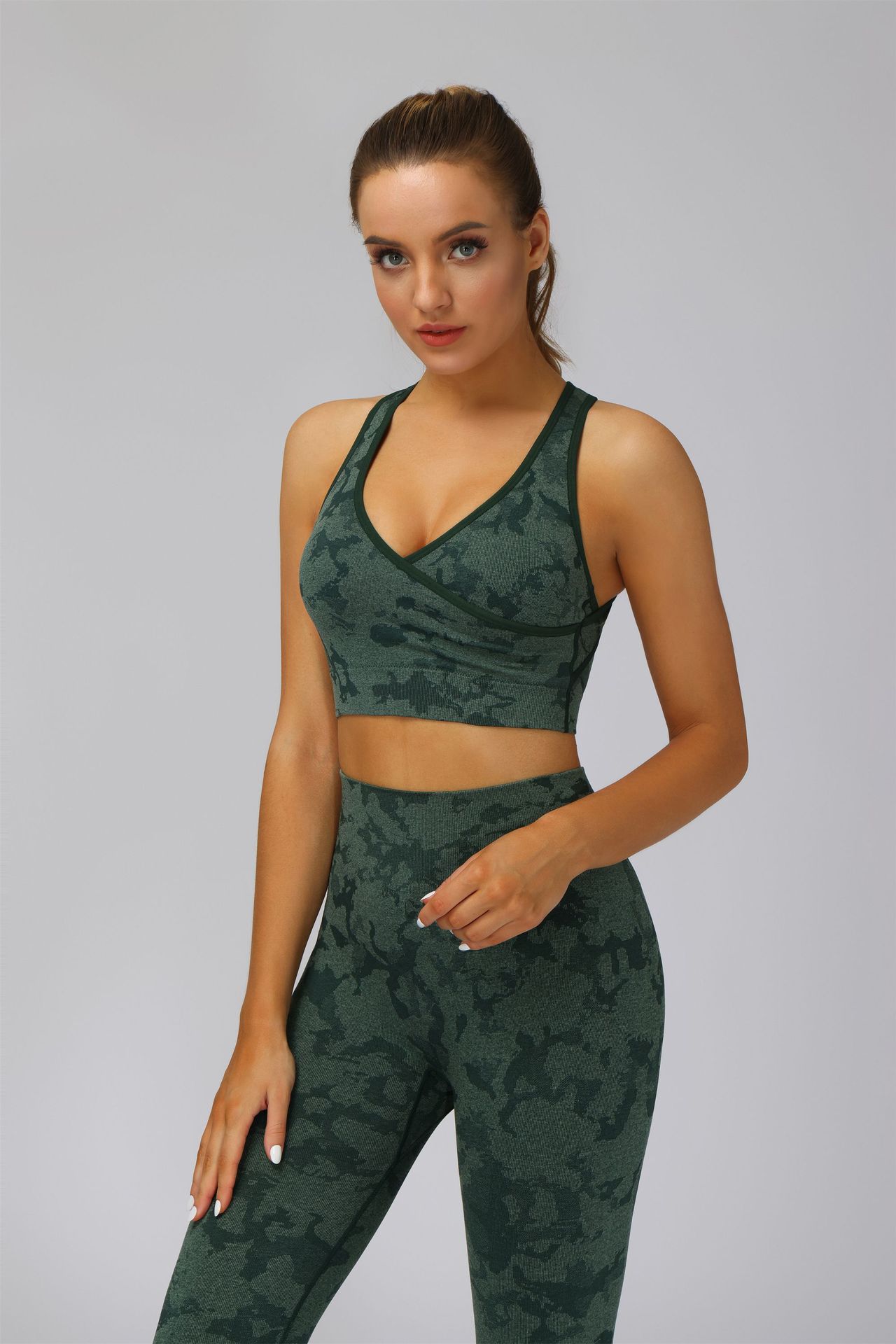 2021 Cross-Border AliExpress New Camouflage Seamless Ninth Pants Tiger Pattern Fitness Pants Yoga Clothes Bra Trousers Suit