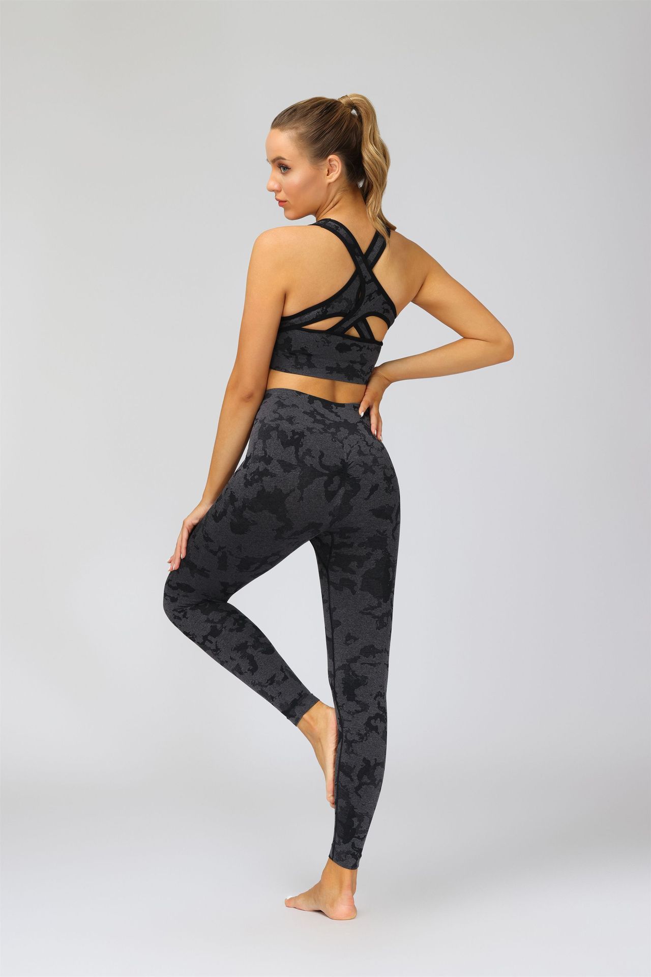 2021 Cross-Border AliExpress New Camouflage Seamless Ninth Pants Tiger Pattern Fitness Pants Yoga Clothes Bra Trousers Suit