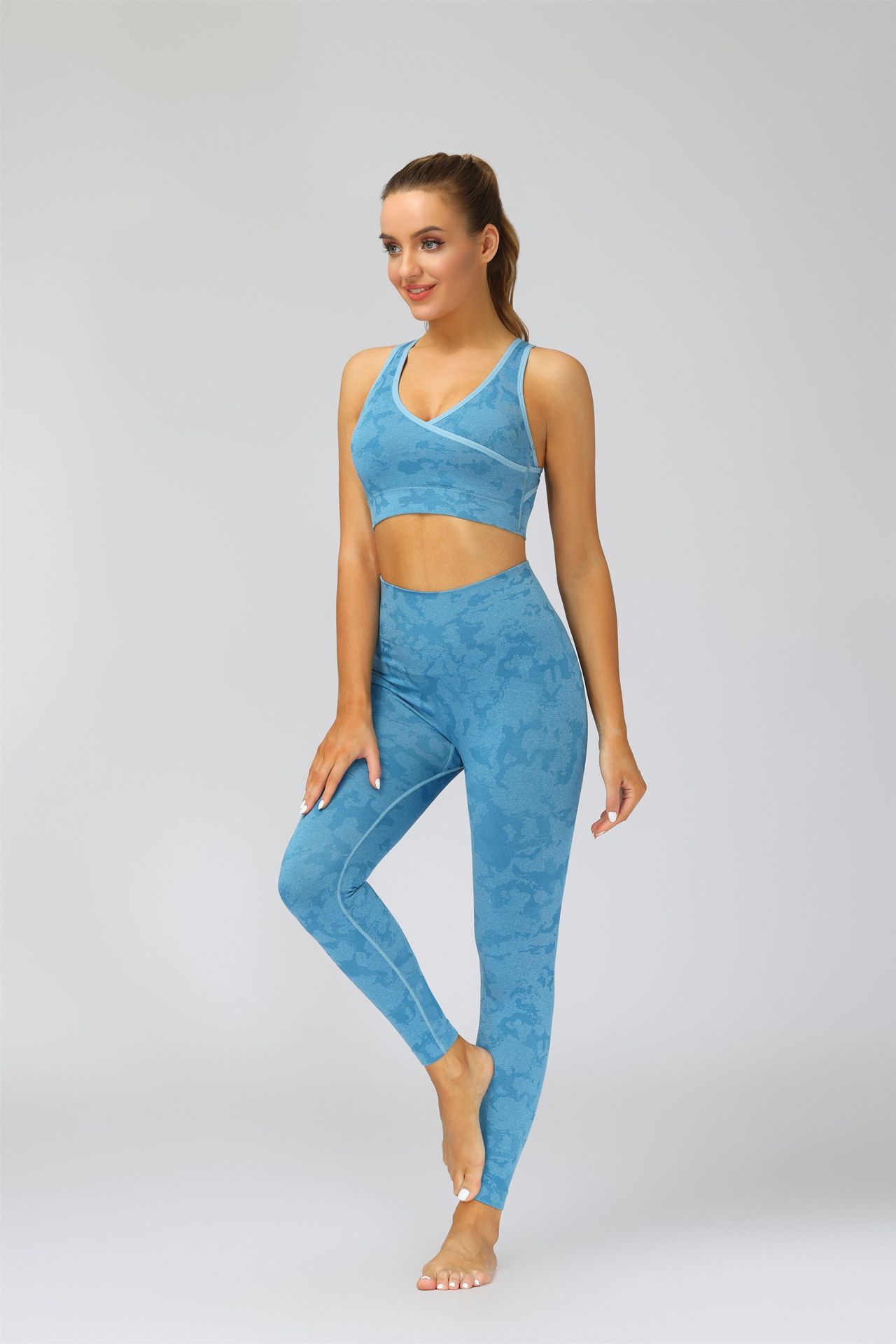 2021 Cross-Border AliExpress New Camouflage Seamless Ninth Pants Tiger Pattern Fitness Pants Yoga Clothes Bra Trousers Suit