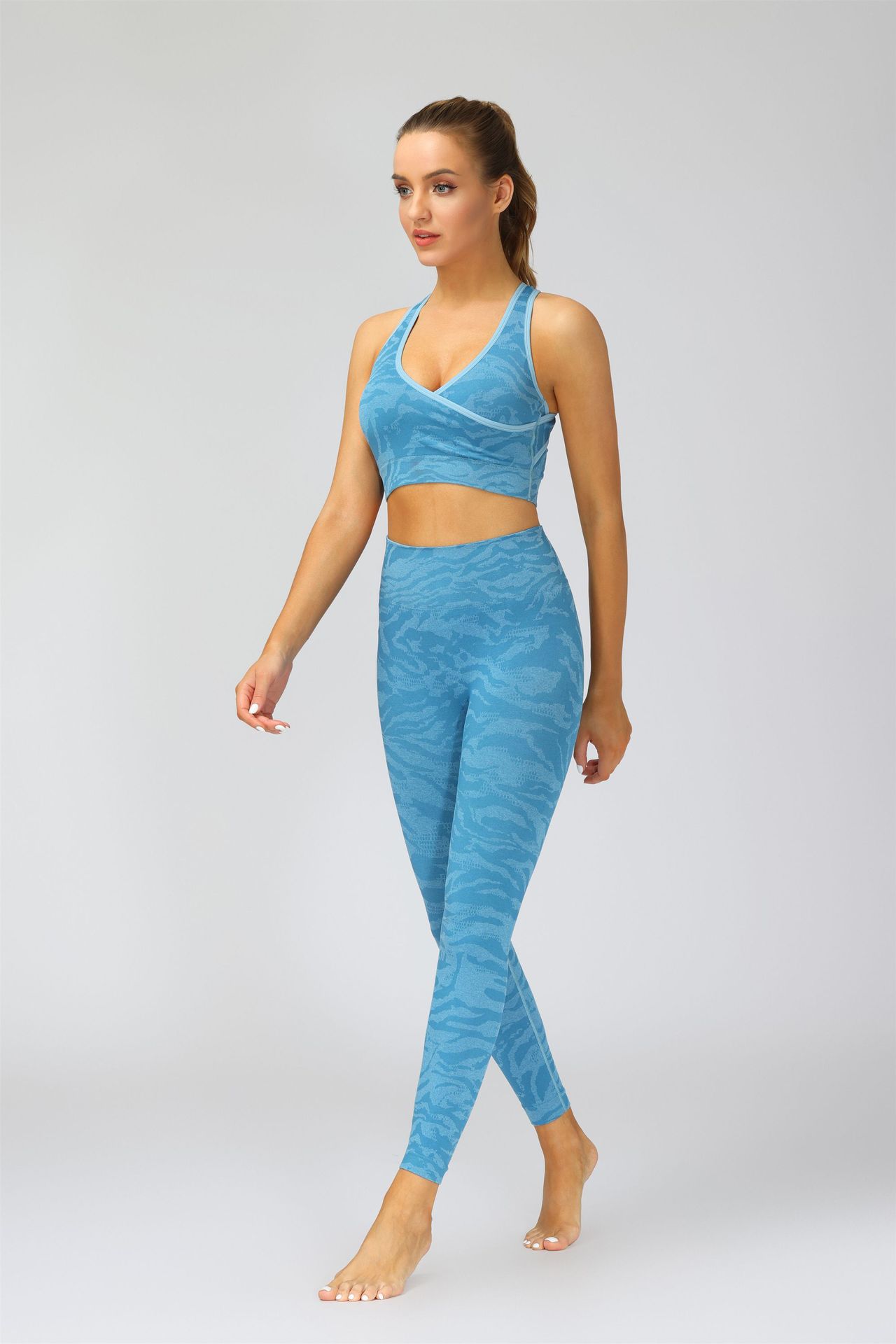 2021 Cross-Border AliExpress New Camouflage Seamless Ninth Pants Tiger Pattern Fitness Pants Yoga Clothes Bra Trousers Suit
