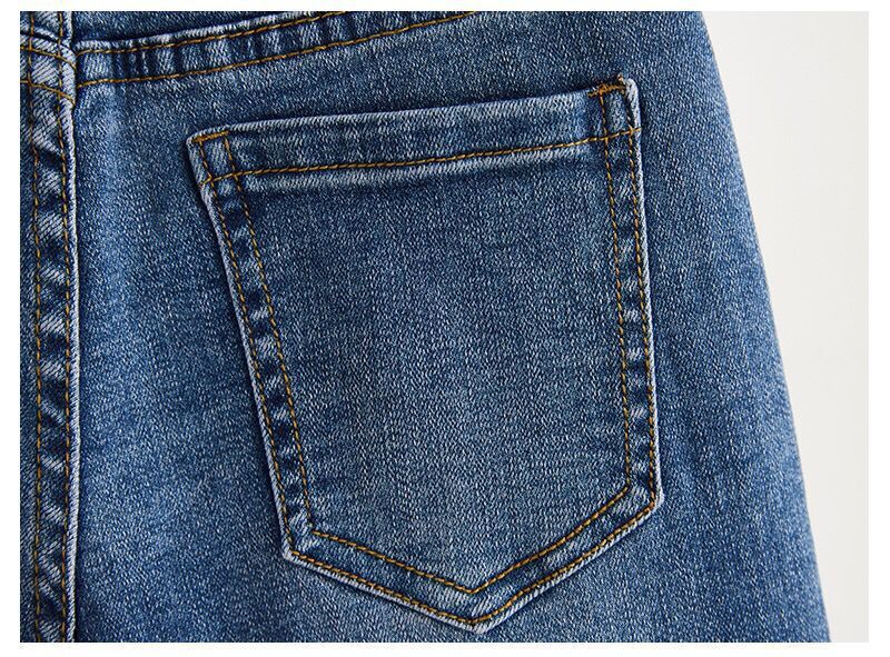 Light-Colored Short Straight-Leg Frayed Hem Jeans Women Chic Korean Style High Waist Elastic Slim Fit Ripped Cropped Trousers Fashion Light-Colored Short Straight-Leg Frayed Hem Jeans Women Chic Korean Style High Waist Elastic Slim Fit Ripped Cropped Trousers Fashion