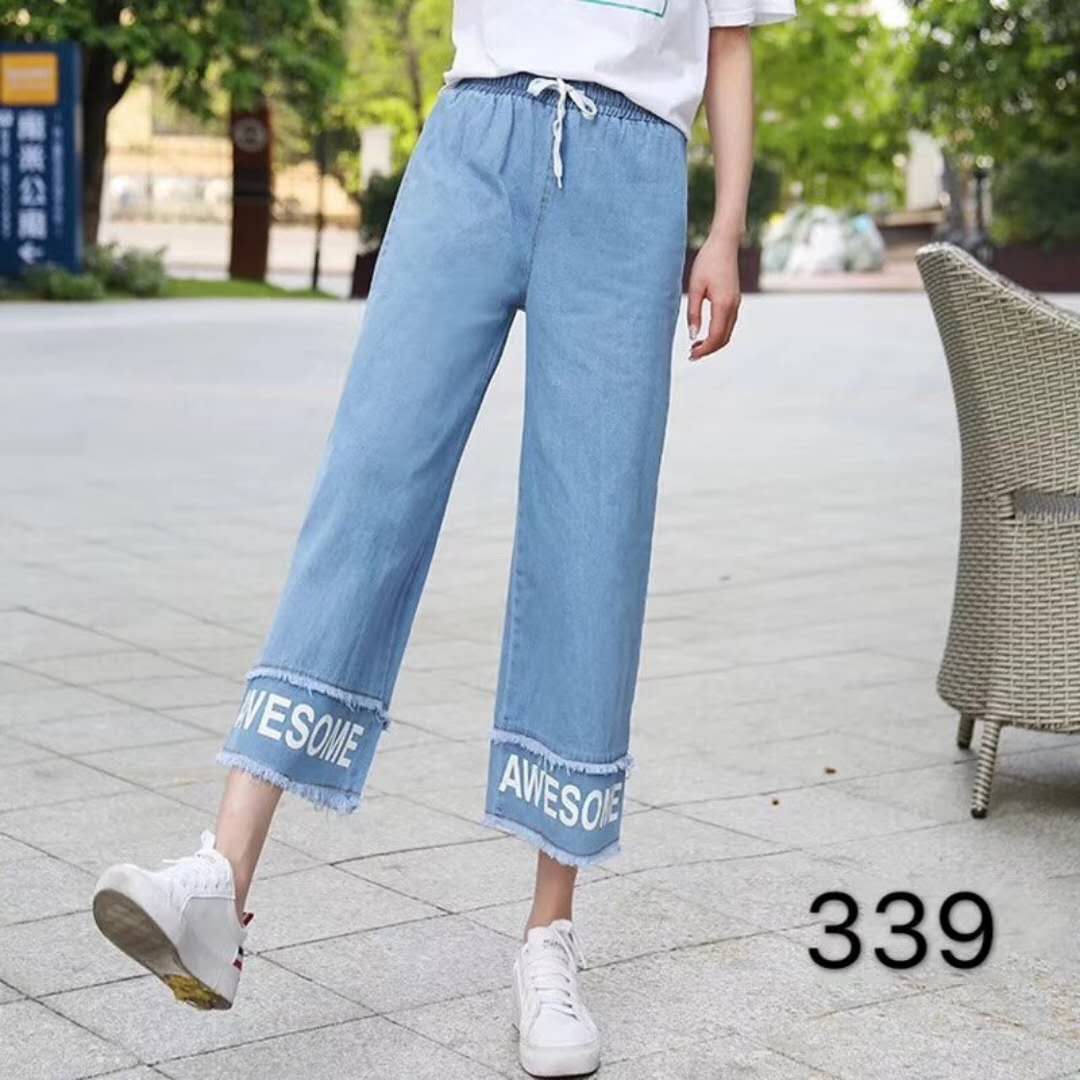 High waist wide leg jeans new style baggy slim cropped trousers with flared horns and wide legs High waist wide leg jeans new style baggy slim cropped trousers with flared horns and wide legs