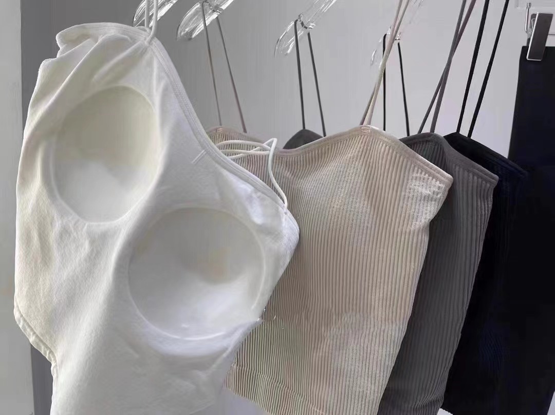 2022 New One-Piece Back Shaping Braces Tube Top Women's Outer Wear Anti-Exposure Bottoming Girl Tube Top Sports Vest 2022 New One-Piece Back Shaping Braces Tube Top Women's Outer Wear Anti-Exposure Bottoming Girl Tube Top Sports Vest