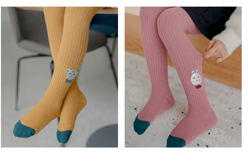 Spring and Autumn 2020 new children's pantyhose knitted girl's socks cartoon embroidered baby leggings manufacturer wholesale