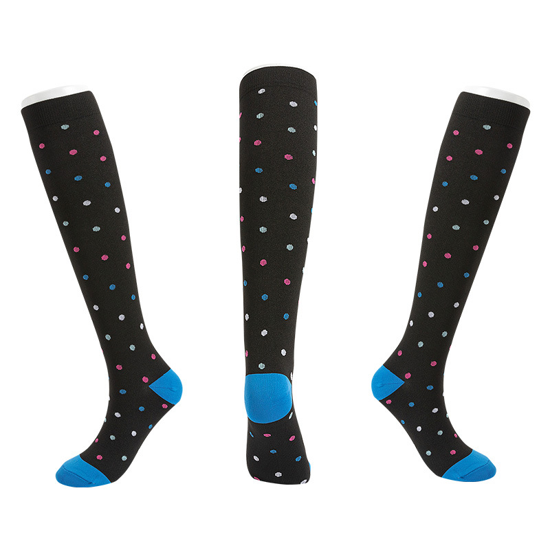 Factory Direct Sales New Fashion Sports Muscle Strength Socks Quality Soft Leggings for Men and Women Athletic Socks