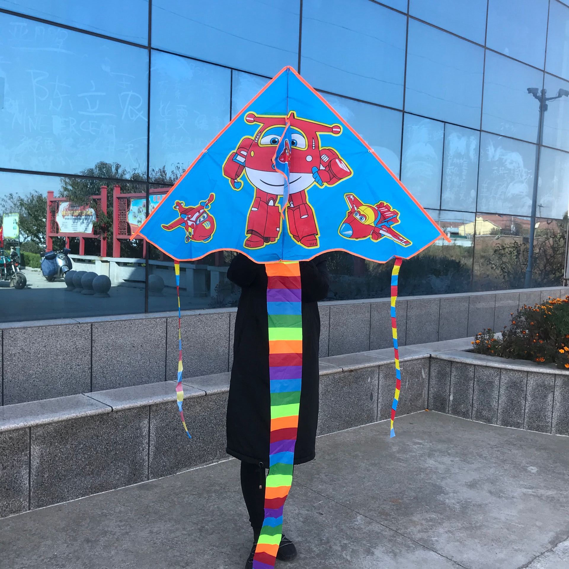 Wholesale Weifang Kite New Bright Cloth Hot Printed Curved Triangle Kite Children's Cartoon Kite Manufacturers Supply