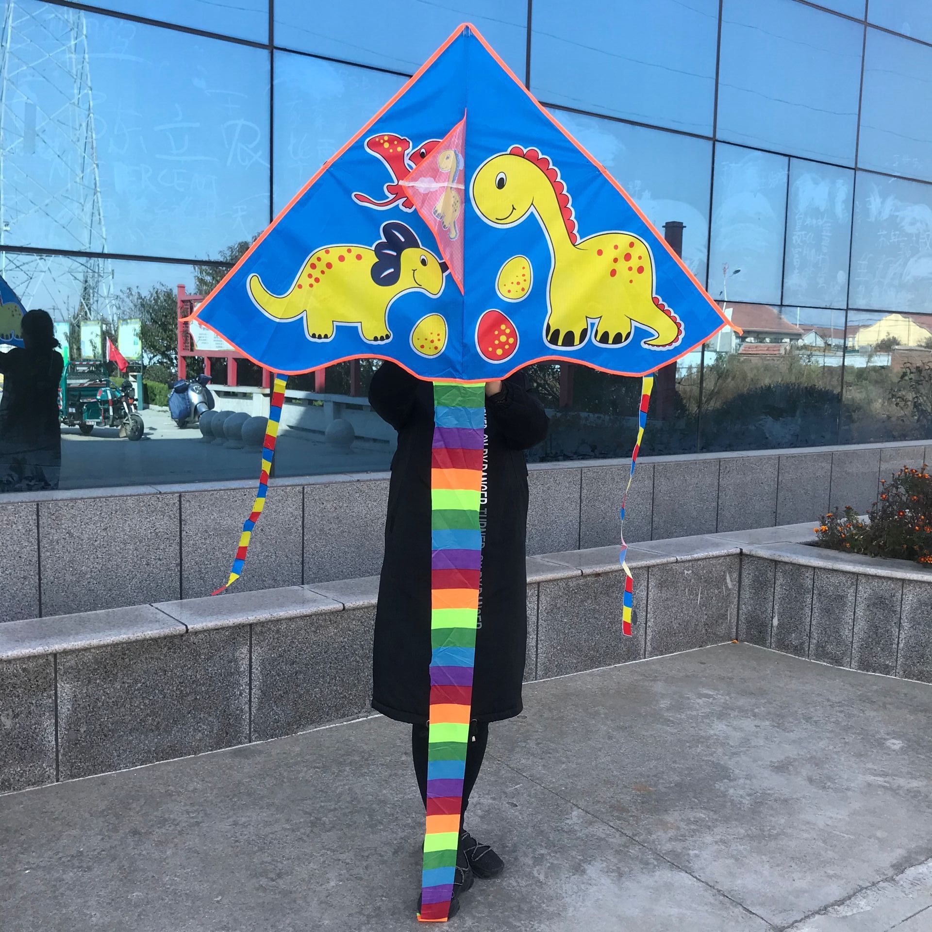 Wholesale Weifang Kite New Bright Cloth Hot Printed Curved Triangle Kite Children's Cartoon Kite Manufacturers Supply