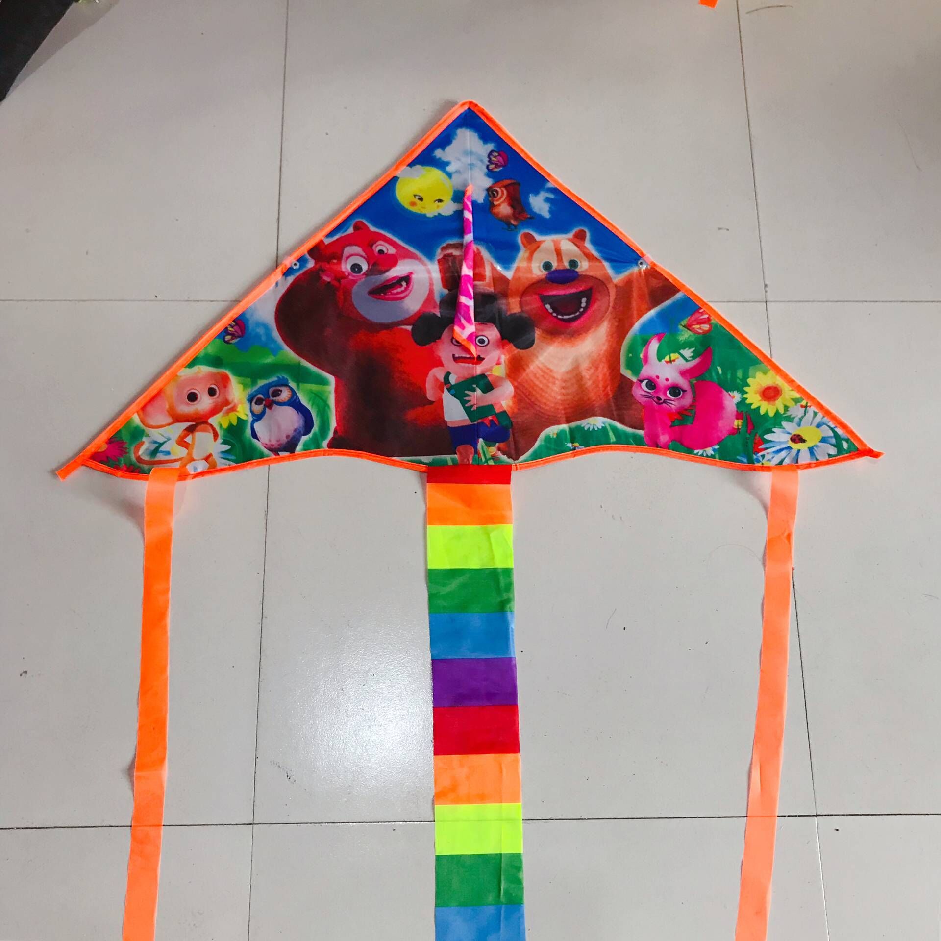 Wholesale Weifang Kite New Bright Cloth Hot Printed Curved Triangle Kite Children's Cartoon Kite Manufacturers Supply