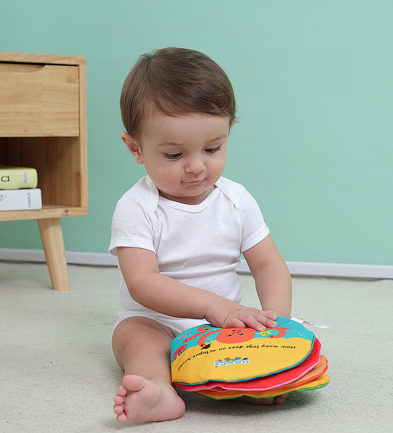 The new children 's toys to tear not widely cloth books flowers toy, baby toy baby early education enlightenment books The new children 's toys to tear not widely cloth books flowers toy, baby toy baby early education enlightenment books