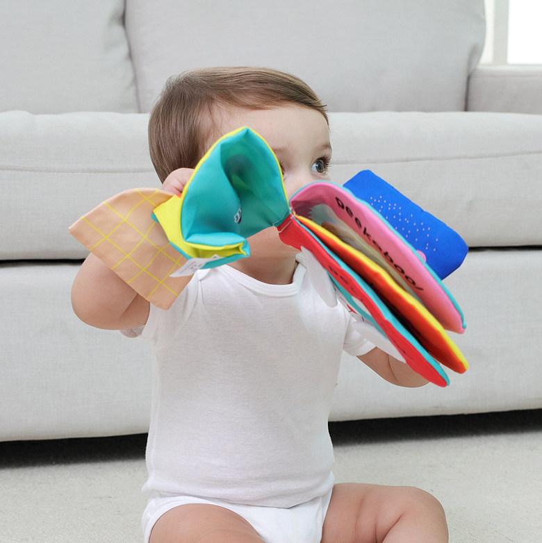The new children 's toys to tear not widely cloth books flowers toy, baby toy baby early education enlightenment books The new children 's toys to tear not widely cloth books flowers toy, baby toy baby early education enlightenment books