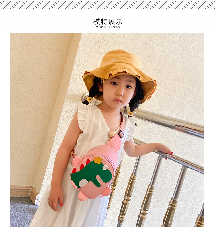 2020 Autumn and Winter New Cartoon Cute Little Dinosaur Chest Bag Nylon Cloth Children's Satchel Personality Fashion