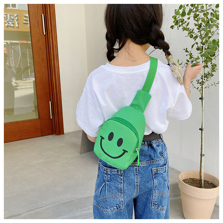 2020 Autumn and Winter New Cartoon Cute Little Dinosaur Chest Bag Nylon Cloth Children's Satchel Personality Fashion