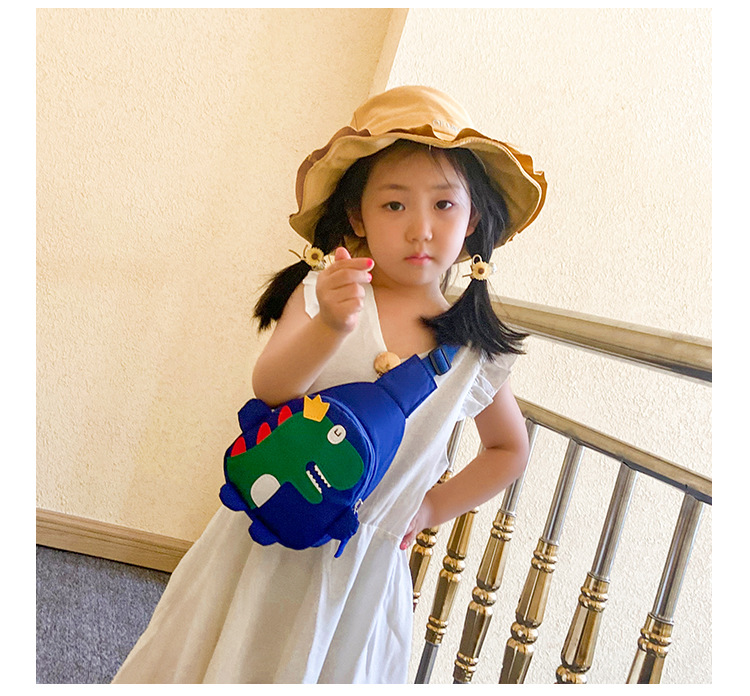 2020 Autumn and Winter New Cartoon Cute Little Dinosaur Chest Bag Nylon Cloth Children's Satchel Personality Fashion