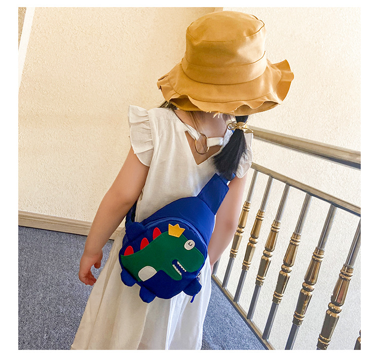 2020 Autumn and Winter New Cartoon Cute Little Dinosaur Chest Bag Nylon Cloth Children's Satchel Personality Fashion